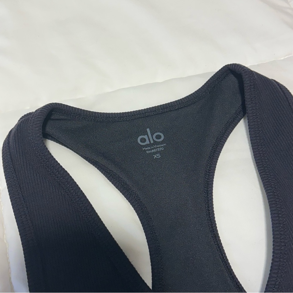 ALO Goddess Ribbed Cropped Racerback Tank - Picture 3 of 6